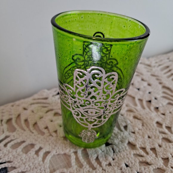 Turkish Tea Glass w/Hamsa Hand - Green w/Silver Guilding - Picture 4 of 6